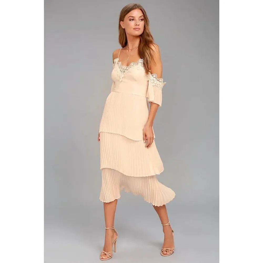 Lulu’s keepsake the label NWT All Time High Nude Lace Off-the-Shoulder Dress